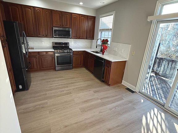 2nd image of 12972 Terminal Way