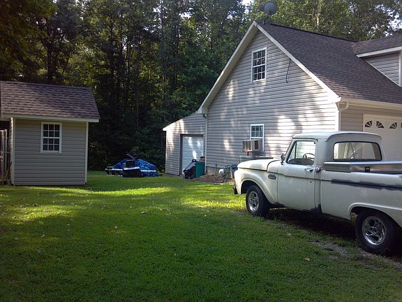 3rd Bay - Garage & Tool shed