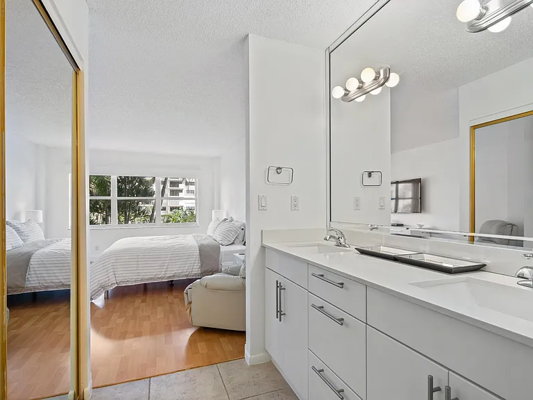 5000 N Ocean Blvd #208 — Photo 14
