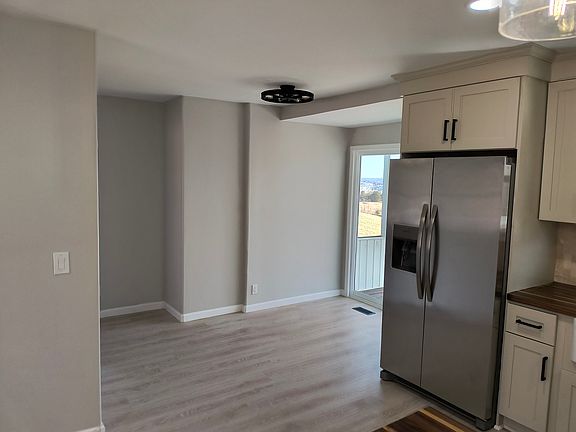 5th image of 338 Bland Rd