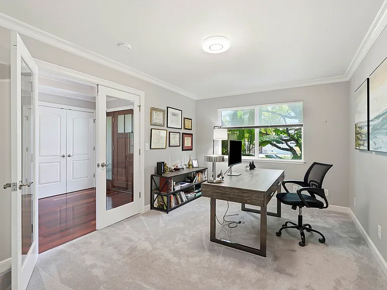 260 Chateau Dr — Photo 16