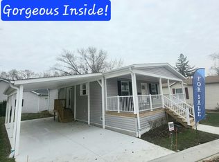 279 Bayview Rd #280, Elgin, IL 60123