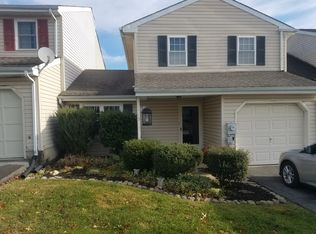 3 Plateau Ct, Newark, DE 19711