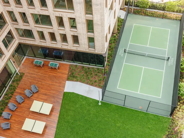 75 Dupont Street image 18 of 31