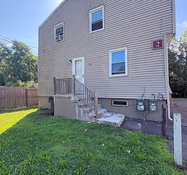 2 Kilborn St #75