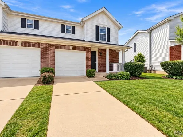 1165 Big Bend Crossing Dr, Valley Park, MO 63088