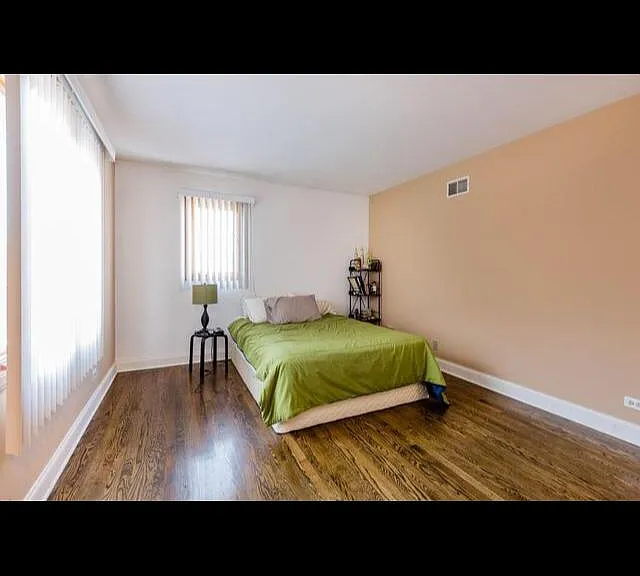 6517 W Belle Plaine Ave — Photo 14