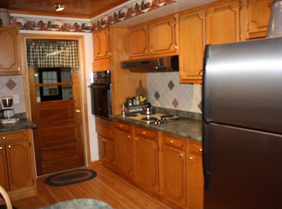 3rd image of 623 County Road 1302