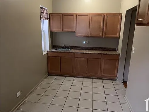 11237 S King Dr #3 — Photo 11