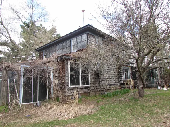 E1802 Nelson Rd, Iola, WI 54945