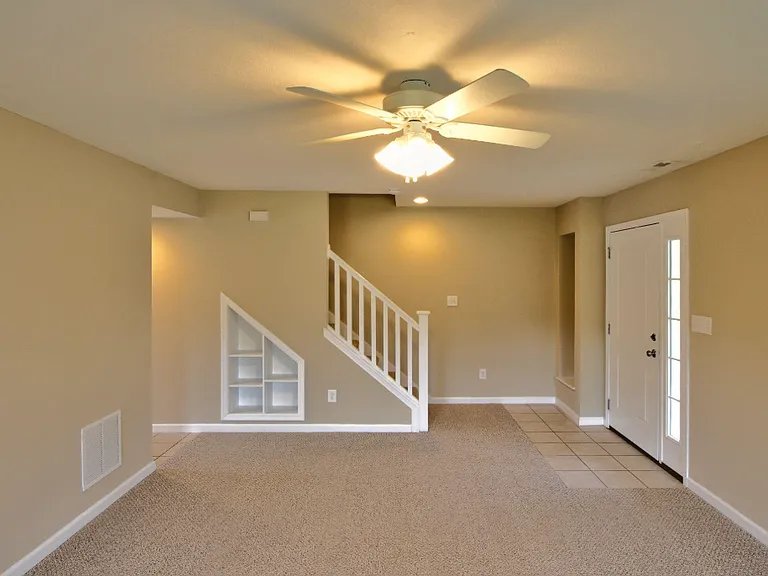 2760 E Bressingham Way — Photo 5