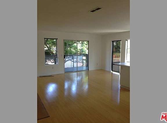 3rd image of 516 Boccaccio Ave
