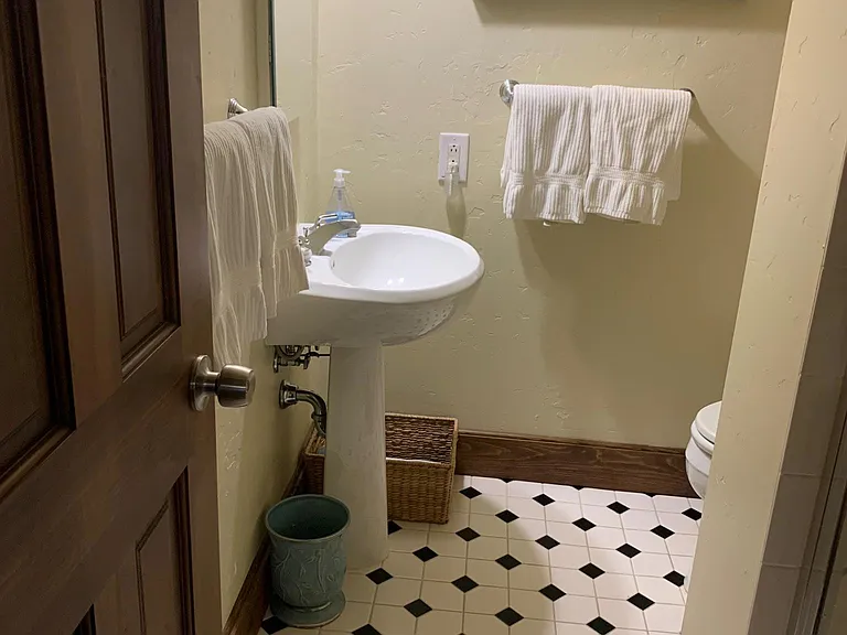 3rd ensuite bathroom