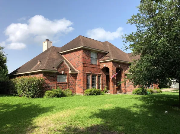 1807 Vaquero St, Friendswood, TX 77546