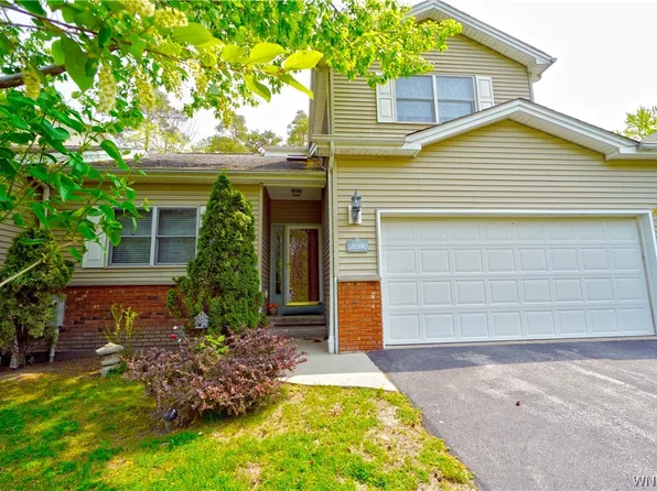 1618 Old Manor Dr, Derby, NY 14047