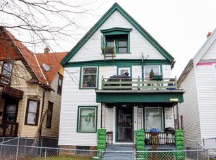 3308 N 11th St, Milwaukee, WI 53206