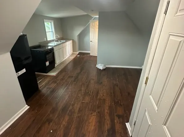 402 S 8th St, Newark, NJ