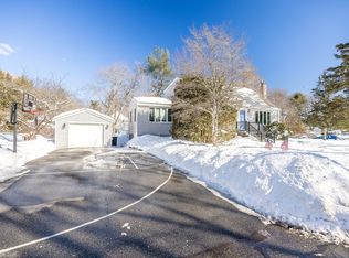 19 Pleasant St, North Reading, MA 01864