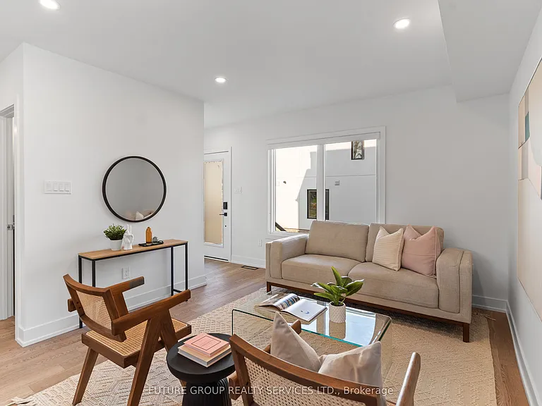 15 Acorn Ave #1 — Photo 4