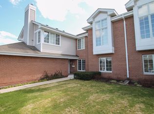 8651 Westlake Dr #8651, Greendale, WI 53129