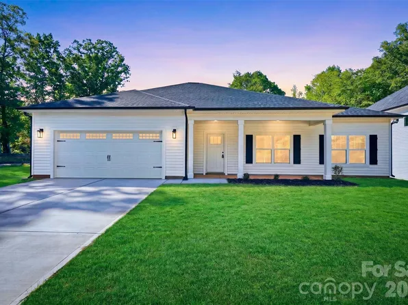 3272 Fairview Dr, Gastonia, NC 28052