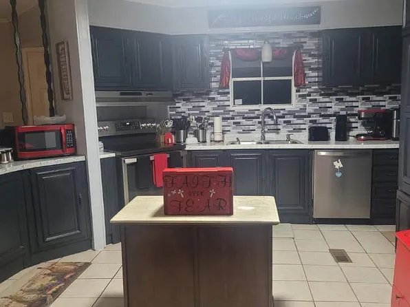 6421 Campflowers Rd, Youngstown, FL 32466