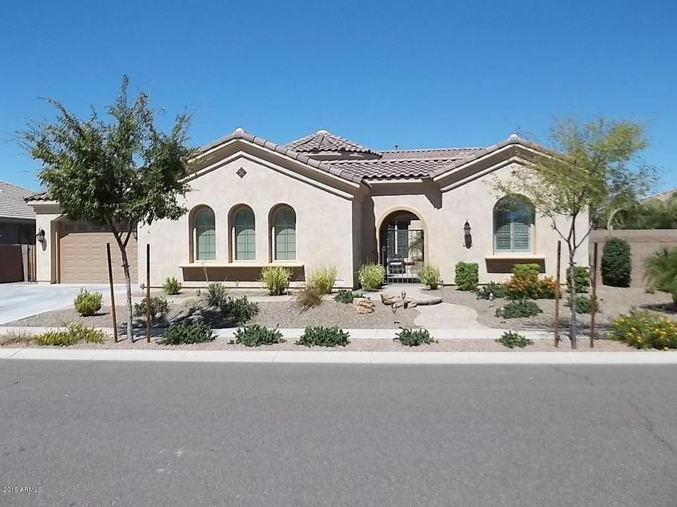 1st image of 662 W Alamosa Dr
