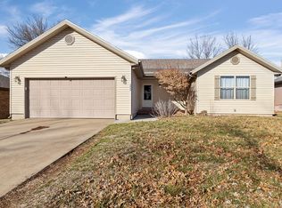 3445 W Wayland St, Springfield, MO 65807