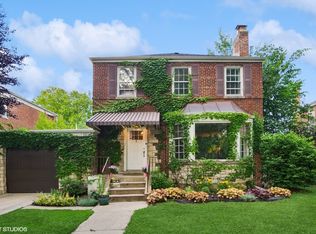 5515 N Virginia Ave, Chicago, IL 60625