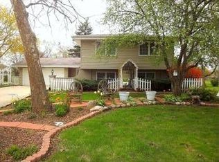 2S473 Bancroft Ct, Glen Ellyn, IL 60137