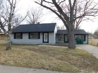 1558 Middlebelt Rd, Garden City, MI 48135