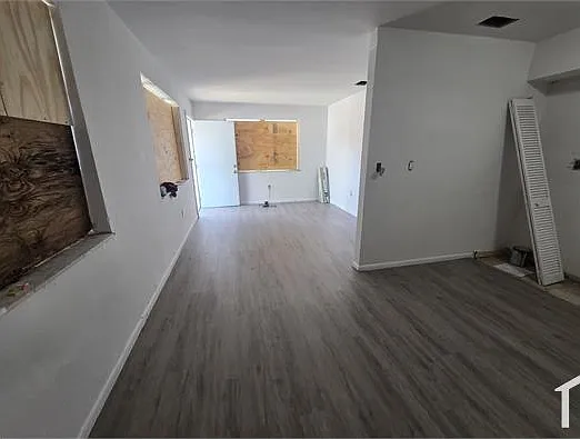 5560 NW 7th Ct — Photo 5
