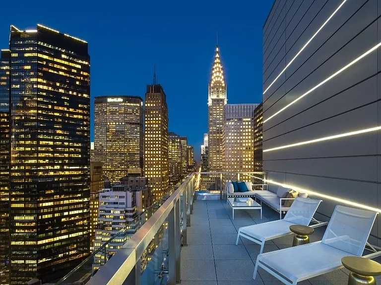 325 Lexington Ave #6A — Photo 9