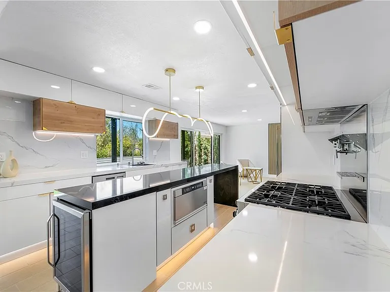 32232 Fall River Rd — Photo 9