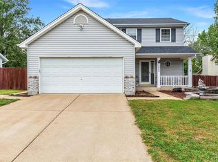 3028 Ridgetop Ct, Saint Peters, MO 63376