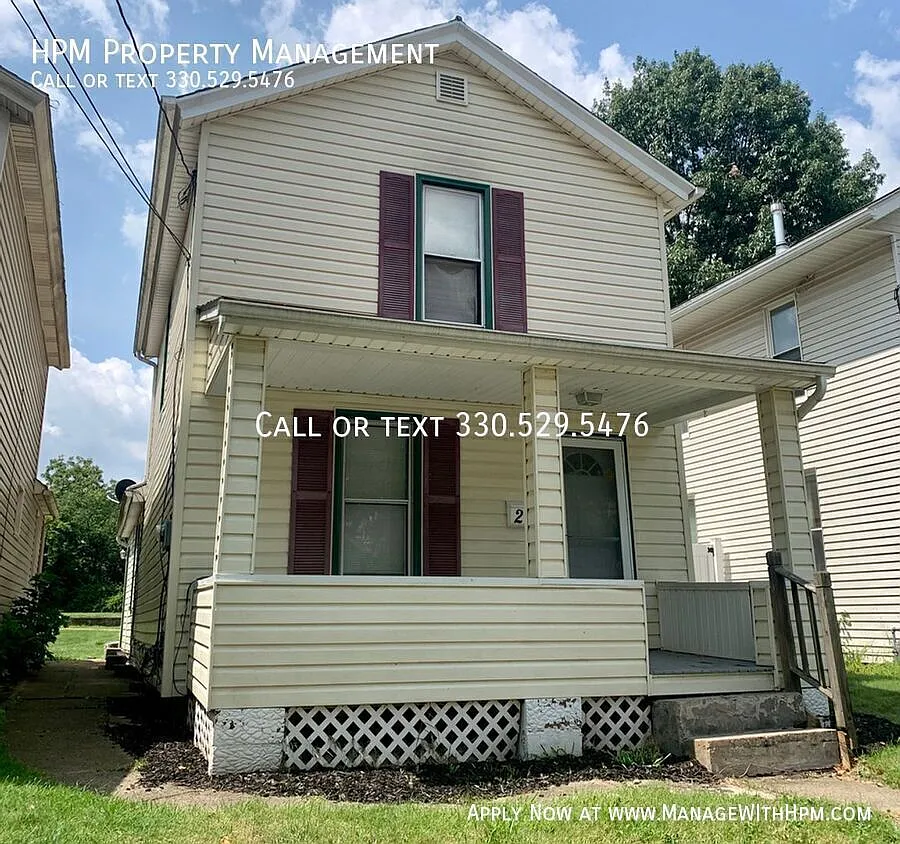 2 bed, 1.0 bath, 1216 sqft, $995 — Photo 1