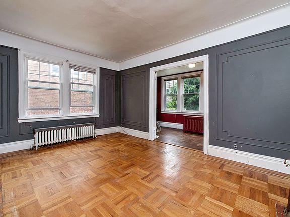 5th image of 6158 Liebig Ave