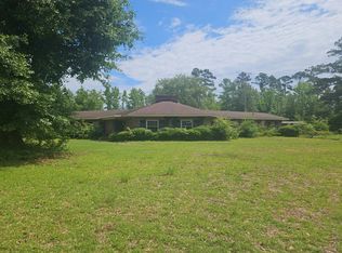 9379 Old Whiteville Rd, Lumberton, NC 28358