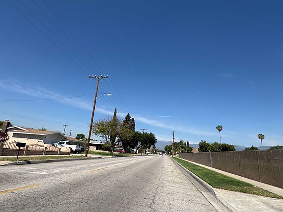 5th image of 878 N Eucalyptus Ave