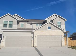 326 Caleb Ct, Cibolo, TX 78108