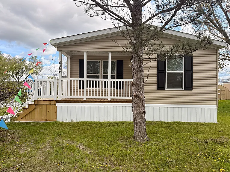 29800 Guilford Cir #71 — Photo 28