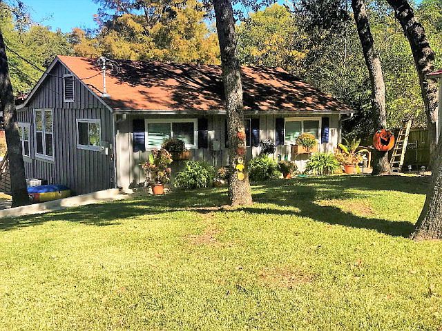 1st image of 282 Whispering Oaks Trl