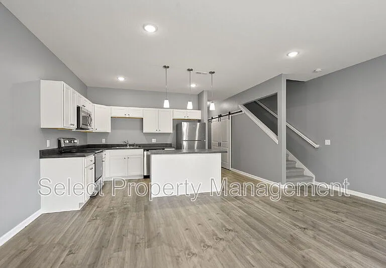 7079 Homestead Rd — Photo 13