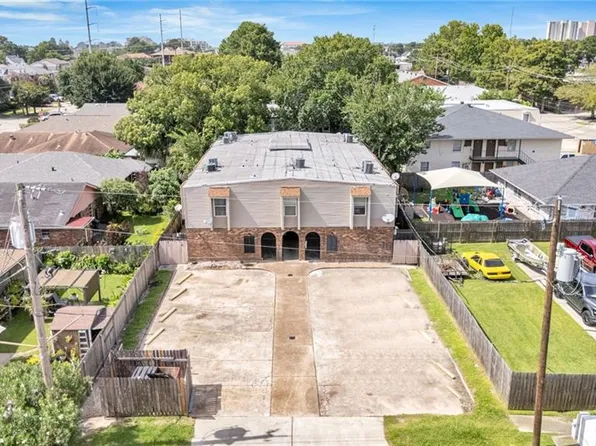 213 Rosebud St, Metairie, LA 70005