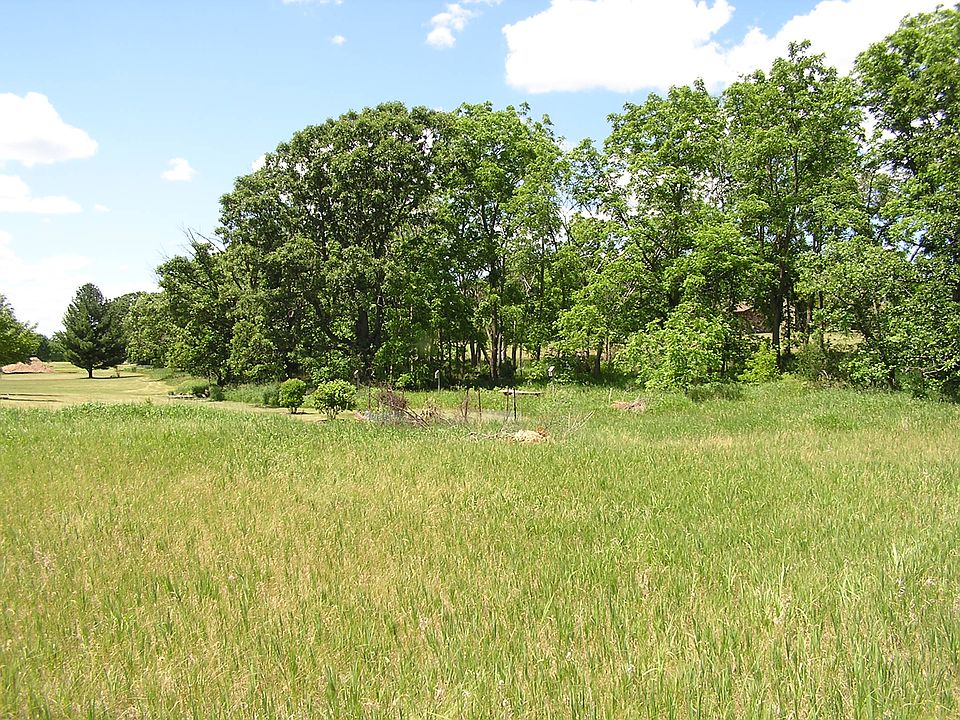 2nd image of Robert Ln