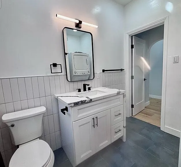 31 Saint Joseph Ave — Photo 12