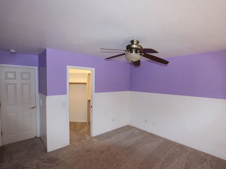 2100 N Timberline Rd — Photo 12