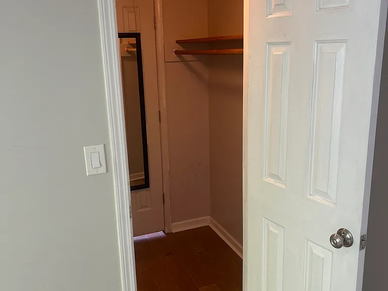 929 Stonemill Mnr — Photo 32