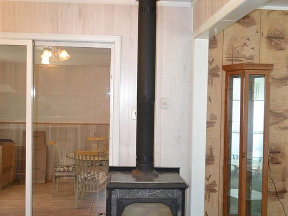 5th image of 803 W Saint Joseph St