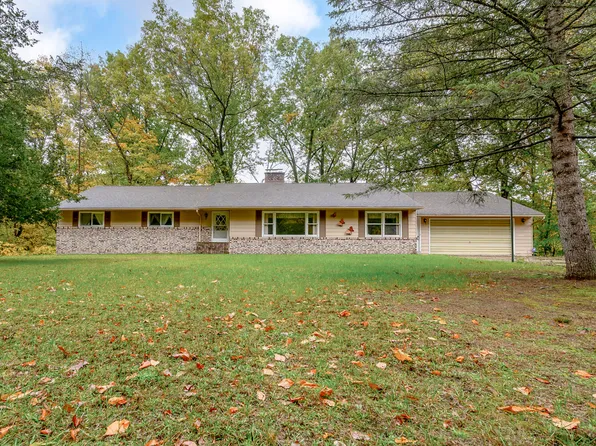 2048 Covault Ln, Otsego, MI 49078